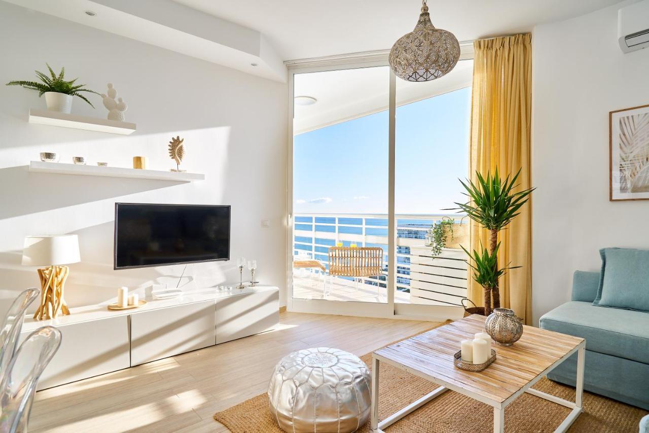 Sunset Beach Charming Apartment With Jacuzzi 托雷莫利诺斯 外观 照片