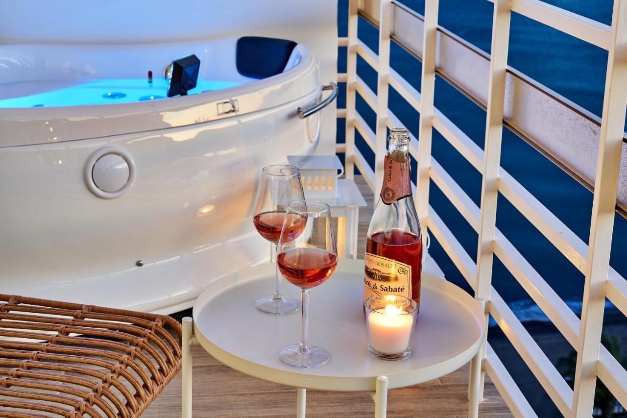 Sunset Beach Charming Apartment With Jacuzzi 托雷莫利诺斯 外观 照片