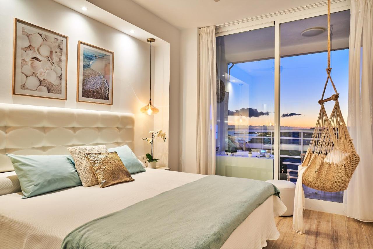 Sunset Beach Charming Apartment With Jacuzzi 托雷莫利诺斯 外观 照片